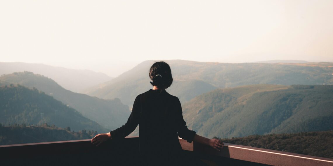 Acılar Uyusun / Sevgi Erol Öçal