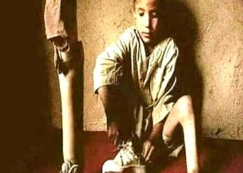 Tahta Bacak / Salih Melikoğlu