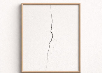 İnsan En Çok Küçük Şeylerden Kırılır