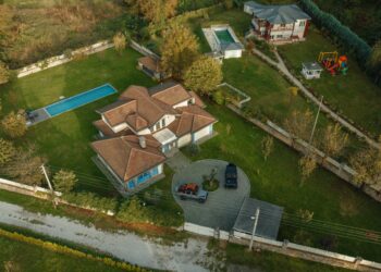 Cennetten Bir Köşe(Mustafa) / Gülveren Gündoğdu