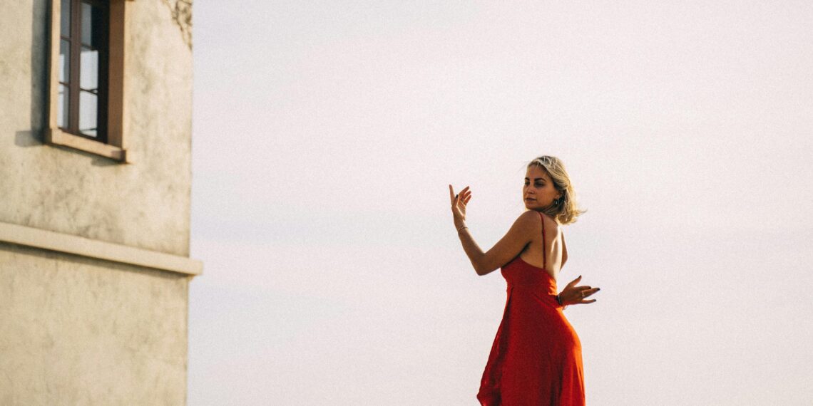 Dansöz/ Melike Kordon