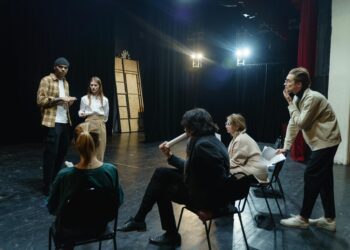 Satıcının Dirilişi / Eyüp Toru