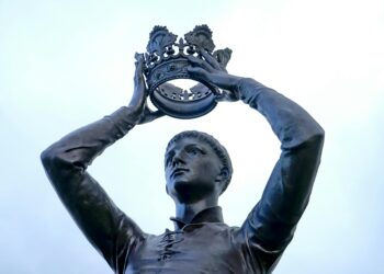 Deli Kral’ın Günlüğü / Eyüp Toru