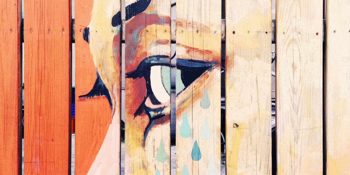 Yine Susuyorsun / Leyla Güven