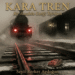 Kara Tren Anadolu Gotiği Tefrikası Kapak Görseli: Kırmızı farlarıyla sisler içinden çıkan hayalet bir tren ve rayların üzerinde bir Osmanlı asker künyesi.