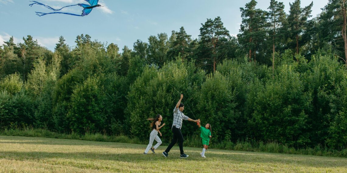 Kökler / Selcen Gezgin