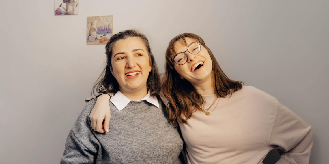 Arkadaşım / Şahide Muhçu