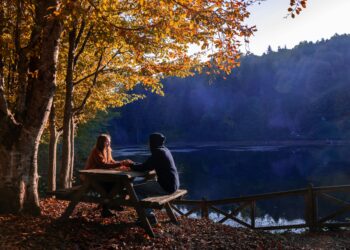 Uyanır Uykusundan Ömür / Cemal Karsavran