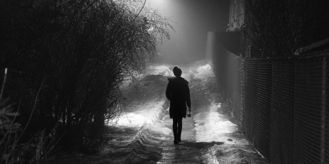 Vazgeçiş / Elifsu İbili