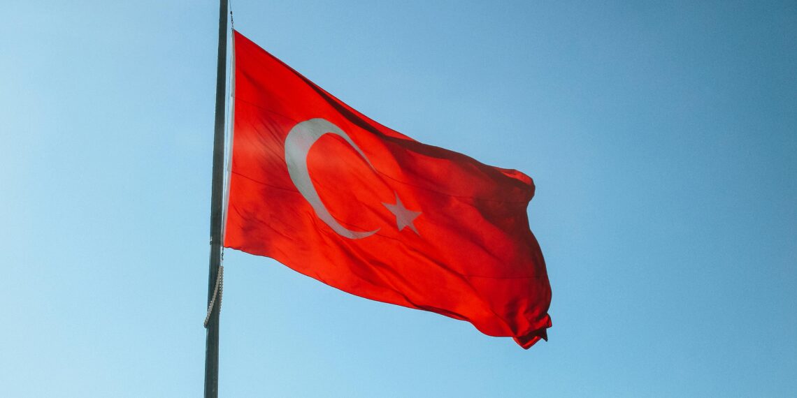 Şafak Çiçeğim /  Mehmet Çobanoğlu
